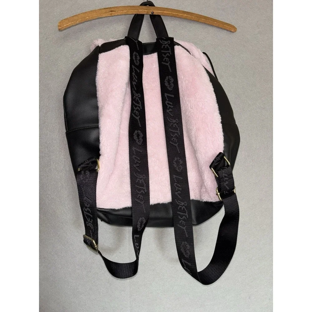 Betsey Johnson‎ Fuzzy Furry Hoodie Backpack bag School Soft Plush Pink Travel